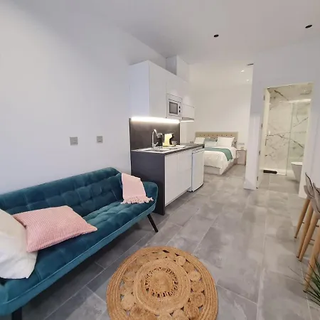 Apart-hotel Loftinmalaga *